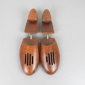 Vintage Shoe Keepers Rochester Shoe Tree Medium M stained varnished